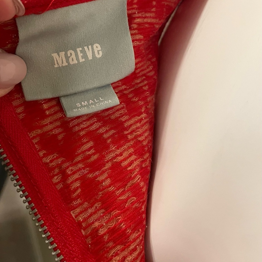 ~MAEVE Red and Beige Textured Dress, Small. - Picture 5 of 11